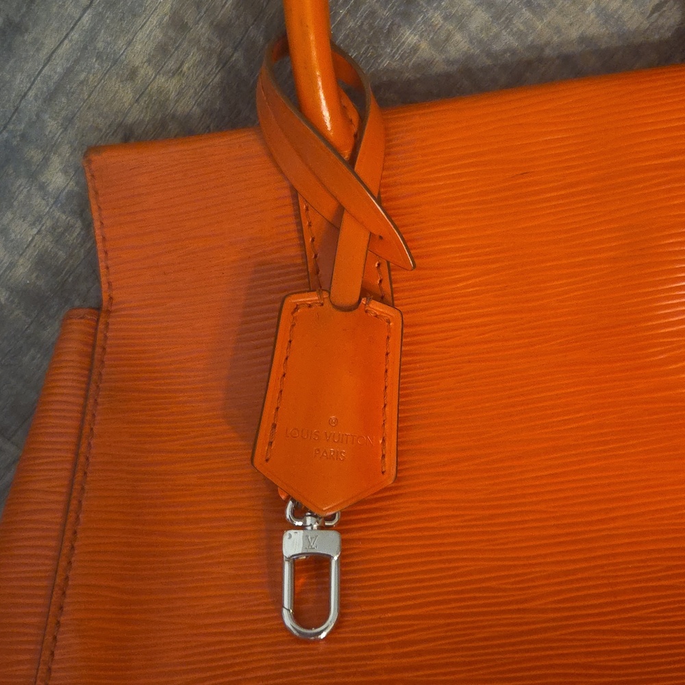 Louis Vuitton Marly MM Orange Epi Leather Crossbody Top Handle Removable Strap - Picture 6 of 17